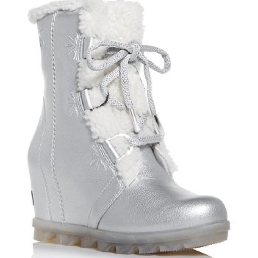 Sorel X Disney Joan of Arctic Wedge Boots Frozen ll Size Women’s 6.5 RARE